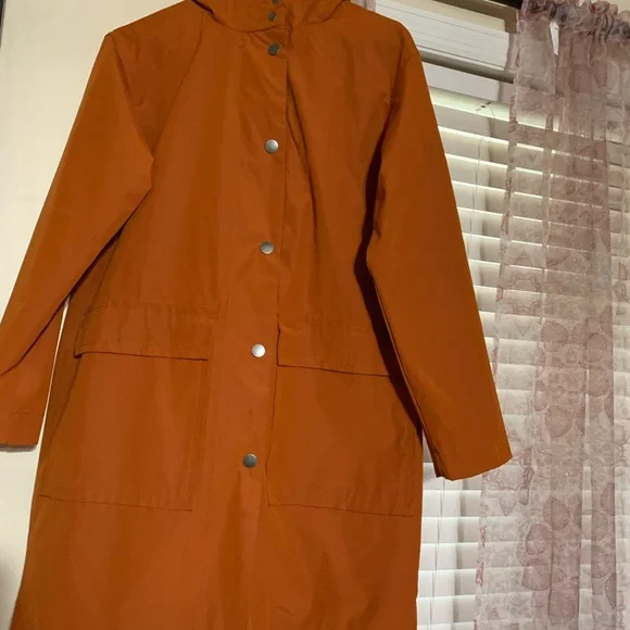 Jacket - Picture 1 of 6